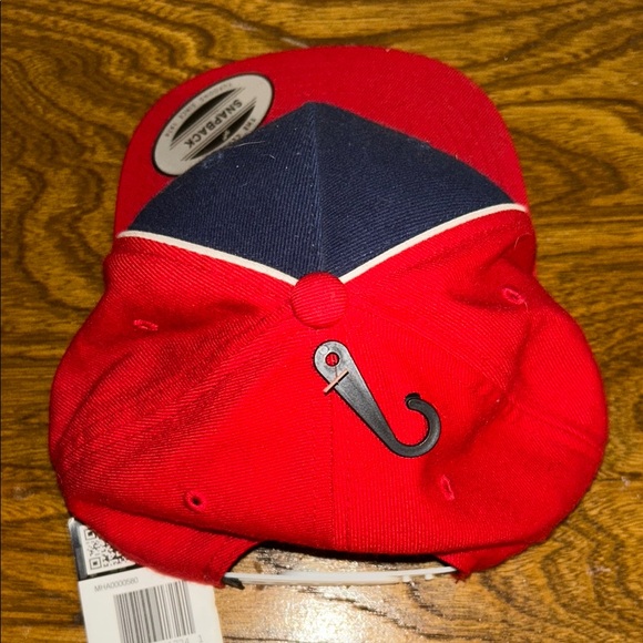 Hurley Red and Navy Snapback Cap - Picture 3 of 6